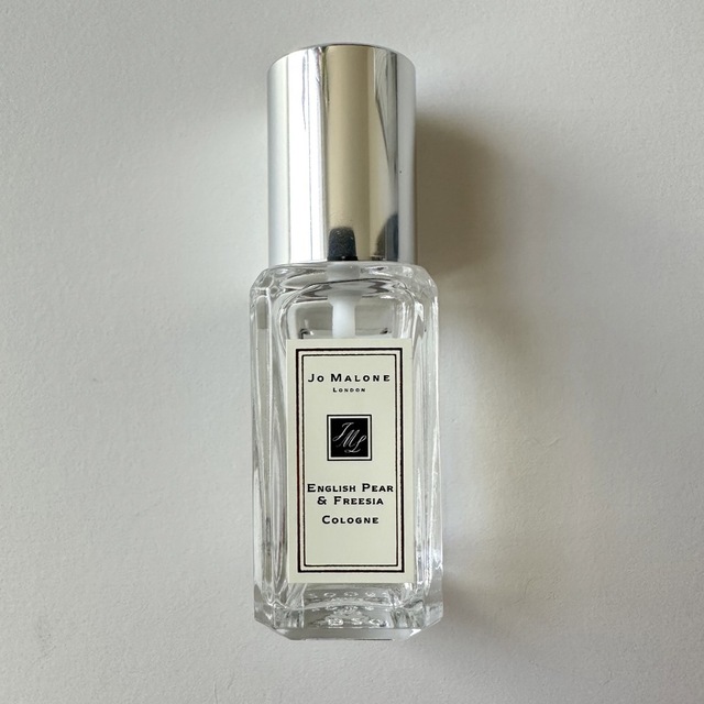 Jo Malone(ジョーマローン)の未使用 JO MALONE ジョーマローン イングリッシュペアー＆フリージア コスメ/美容の香水(香水(女性用))の商品写真