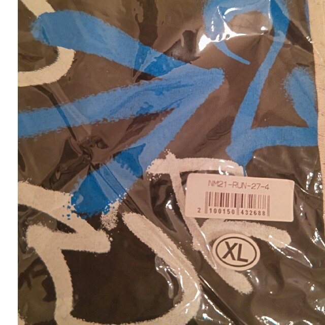 水樹奈々LIVERUNNER2020→2022黒TシャツXL新品未開封 エンタメ/ホビーの声優グッズ(Tシャツ)の商品写真