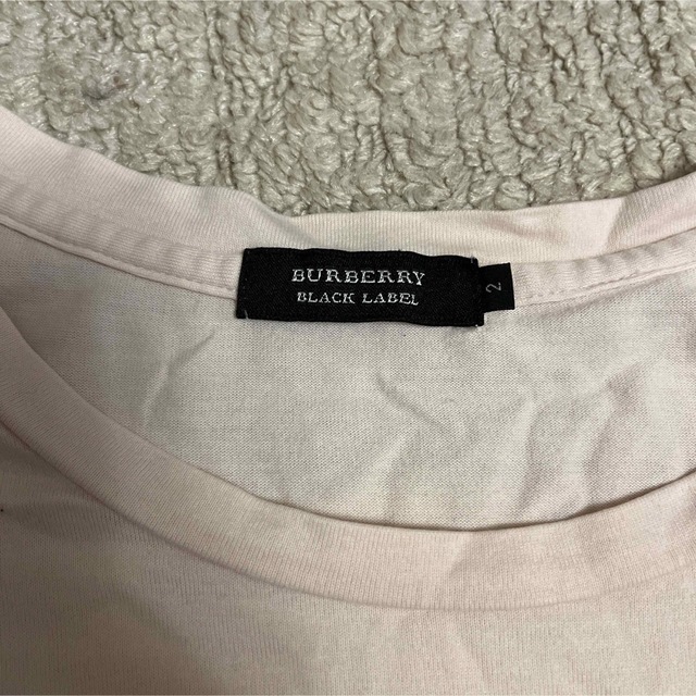 BURBERRY BLACK LABEL(バーバリーブラックレーベル)のBurberryの薄ピンクのTシャツmen's メンズのトップス(Tシャツ/カットソー(半袖/袖なし))の商品写真