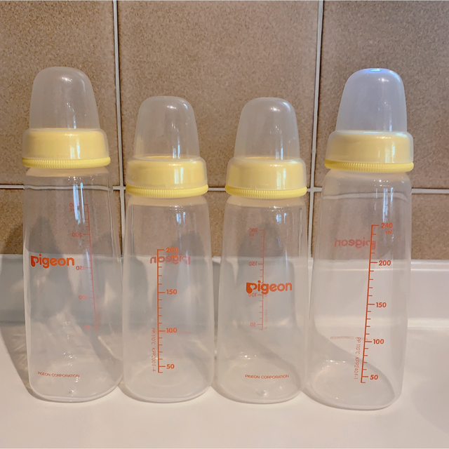 Pigeon スリムタイプ　哺乳瓶　プラスチック３本セット - 1