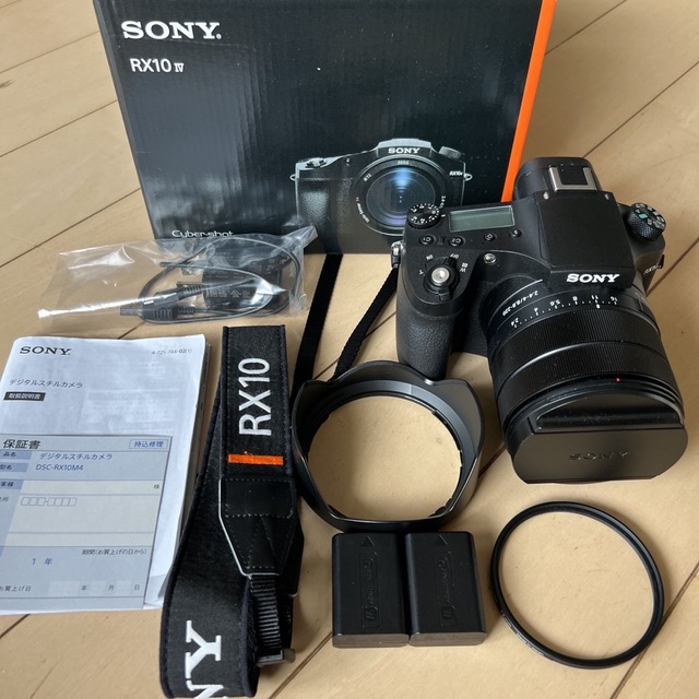 SONY(ソニー)のSONY Cyber-Shot RX DSC-RX10M4 スマホ/家電/カメラのカメラ(コンパクトデジタルカメラ)の商品写真