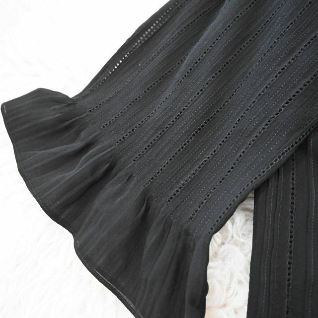 Hermes - ☆HERMES☆2023☆未使用☆シルク100☆刺繍☆ポンチョ