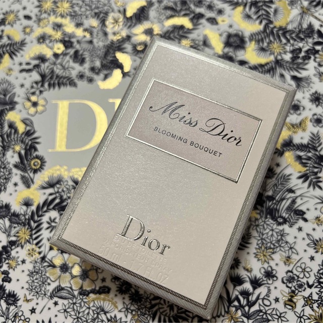 Dior(ディオール)の新品ミスディオール☆ブルーミングブーケ☆ コスメ/美容の香水(香水(女性用))の商品写真