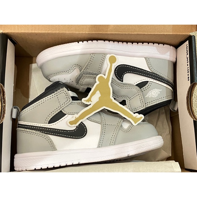 Jordan Brand（NIKE）(ジョーダン)のk様専用　JORDAN Nike TD Air Jordan 1 Mid  キッズ/ベビー/マタニティのベビー靴/シューズ(~14cm)(スニーカー)の商品写真