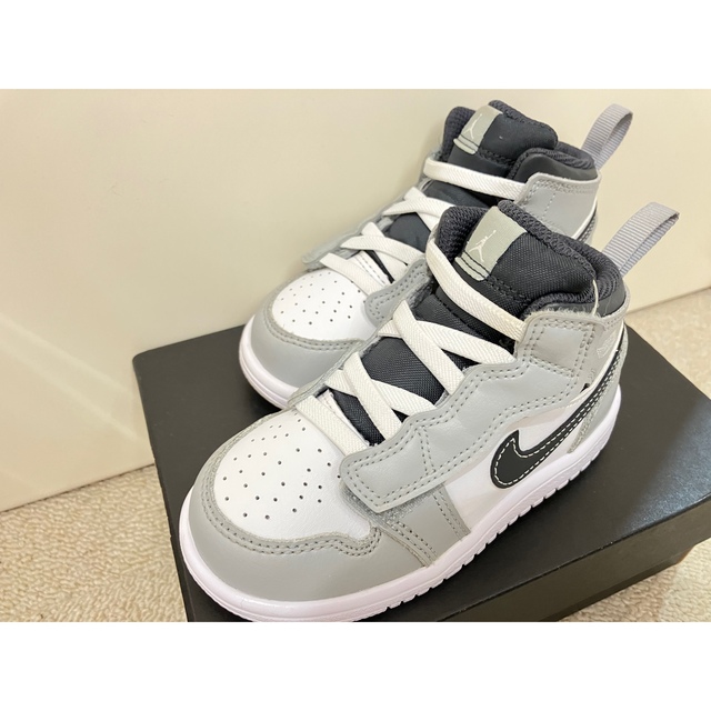 Jordan Brand（NIKE）(ジョーダン)のk様専用　JORDAN Nike TD Air Jordan 1 Mid  キッズ/ベビー/マタニティのベビー靴/シューズ(~14cm)(スニーカー)の商品写真