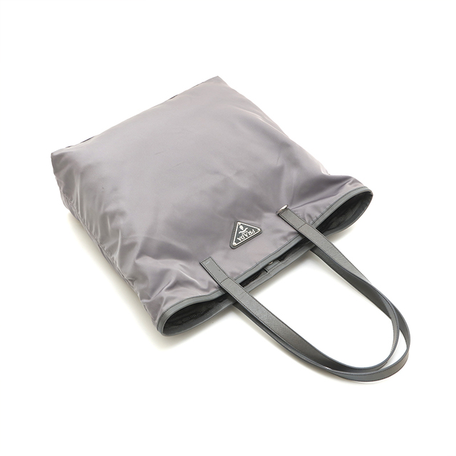 T69-4 プラダ PRADA ハンドバッグ ナイロン 黒 肩掛け 美品 ロゴ