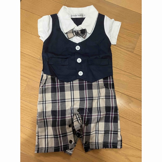 【新品未使用】スーツ　ロンパース　80サイズ　男の子 キッズ/ベビー/マタニティのベビー服(~85cm)(ロンパース)の商品写真