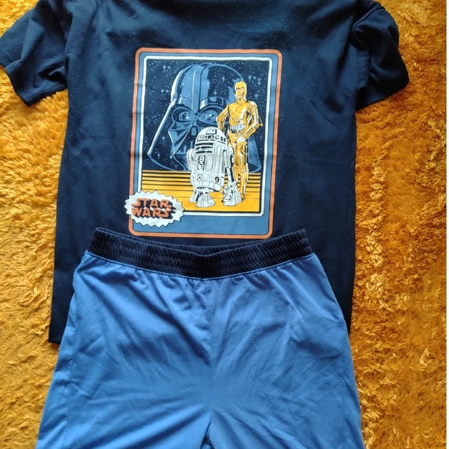 GAP(ギャップ)のGAP STARWARS キッズ　パジャマ　160 キッズ/ベビー/マタニティのキッズ服男の子用(90cm~)(パジャマ)の商品写真