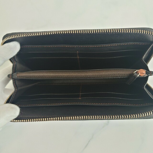 GUCCI シマ ラウンドファスナー ジップ 長財布