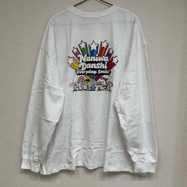 GU(ジーユー)のなにわ男子 GU ロングTシャツ XLサイズ レディースのトップス(Tシャツ(長袖/七分))の商品写真