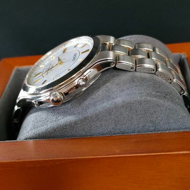 極美品✨SEIKO　セイコードルチェ　シェル文字盤　ホワイト　シルバー　ソーラー