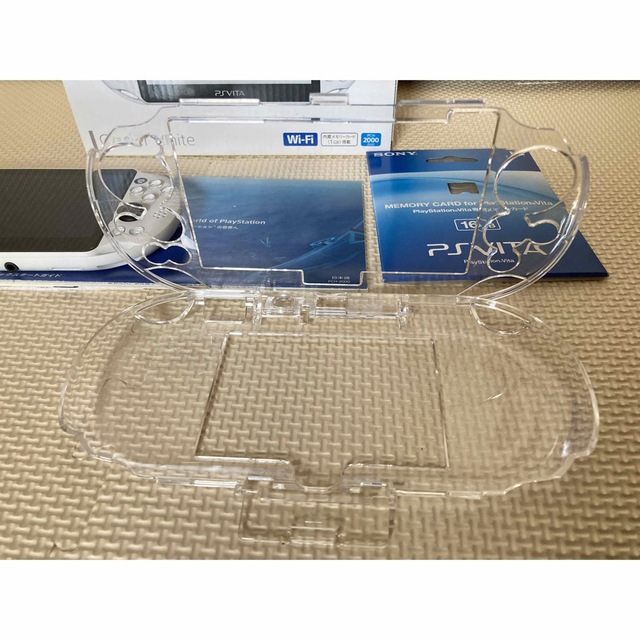 PlayStation Vita(プレイステーションヴィータ)のSONY PlayStationVITA 本体  PCH-2000 ZA22 エンタメ/ホビーのゲームソフト/ゲーム機本体(携帯用ゲーム機本体)の商品写真