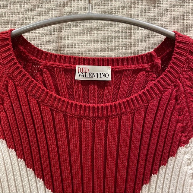 RED VALENTINO(レッドヴァレンティノ)の【美品】REDVALENTINO  ニット　VARENTINO ヴァレンティノ レディースのトップス(ニット/セーター)の商品写真