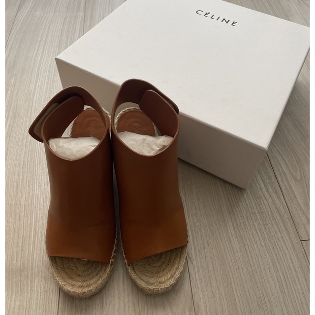 celine(セリーヌ)の【最終お値下げ】CELINE サンダル レディースの靴/シューズ(サンダル)の商品写真