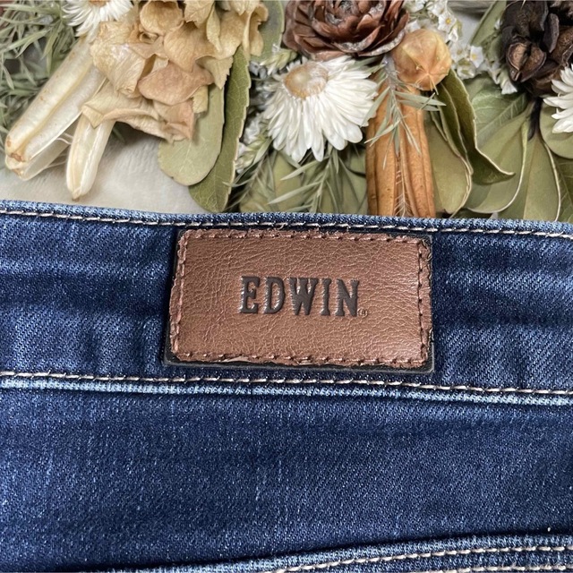 EDWIN(エドウィン)のEDWIN エドウィン スキニーパンツ　ジーンズ　30 レディースのパンツ(デニム/ジーンズ)の商品写真