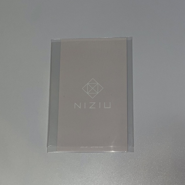 NiziU(ニジュー)のNiziU ミイヒ トレカ エンタメ/ホビーのタレントグッズ(アイドルグッズ)の商品写真