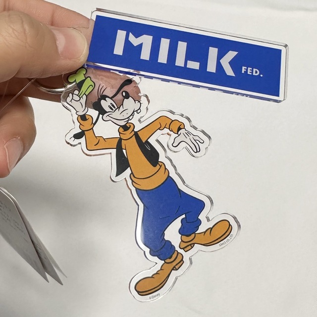 MILKFED.(ミルクフェド)の<新品>MILK FED. レトログーフィー アクリルキーホルダー ディズニー エンタメ/ホビーのおもちゃ/ぬいぐるみ(キャラクターグッズ)の商品写真