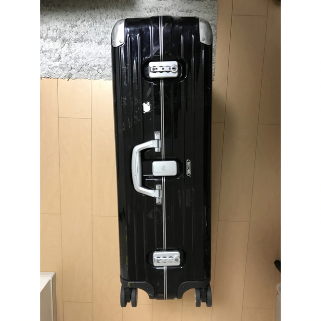 RIMOWA(リモワ)の⭐︎風様専用⭐︎モアスーツケース　リンボ　黒ポリカーボネイト メンズのバッグ(トラベルバッグ/スーツケース)の商品写真