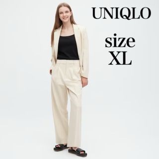 ユニクロ(UNIQLO)のUNIQLO タックワイドパンツ（ツータック）　XLサイズ　CREAM(カジュアルパンツ)