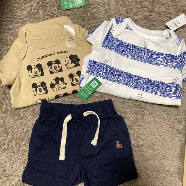 babyGAP(ベビーギャップ)の【新品】【値下げ】gap ロンパース　ズボン　 キッズ/ベビー/マタニティのベビー服(~85cm)(ロンパース)の商品写真