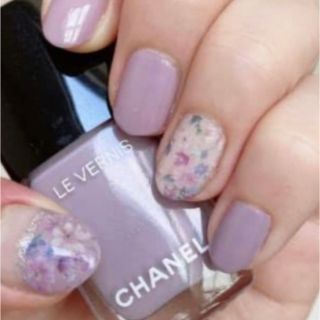 【新品未使用】¥24,192 お箱付き CHANEL  ネイルエナメル