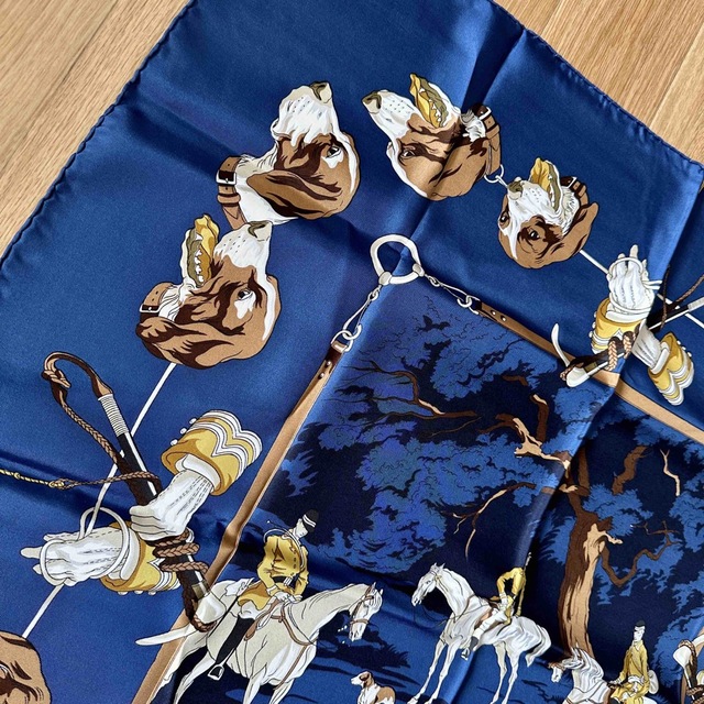 激レア◇HERMES エルメス◇レオパードフラワーブラック◇カレ◇犬柄