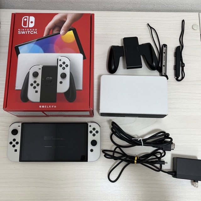 Nintendo Switch 有機ELモデル ホワイト任天堂