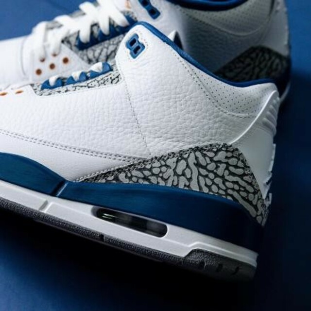 Jordan Brand（NIKE）(ジョーダン)のAIR JORDAN 3 RETRO (TRUE BLUE  ) メンズの靴/シューズ(スニーカー)の商品写真