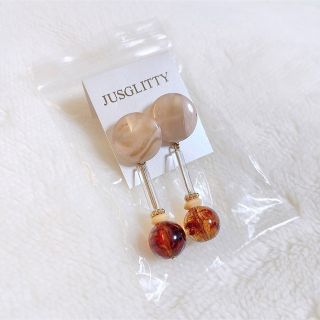 ジャスグリッティー(JUSGLITTY)の【新品】JUSGLITTY ビジュー ピアス(ピアス)