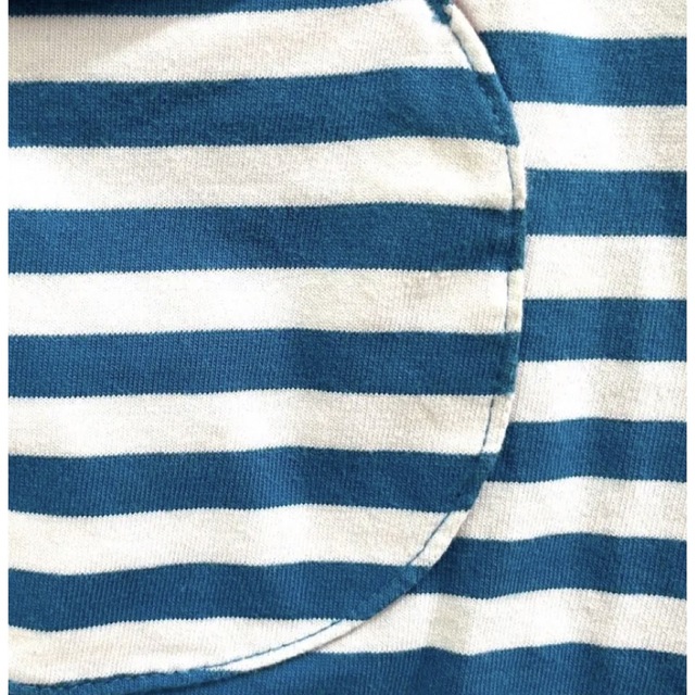 Design Tshirts Store graniph(グラニフ)のgraniph グラニフ　100トップス　Tシャツ　きんぎょがにげた　絵本　金魚 キッズ/ベビー/マタニティのキッズ服女の子用(90cm~)(Tシャツ/カットソー)の商品写真