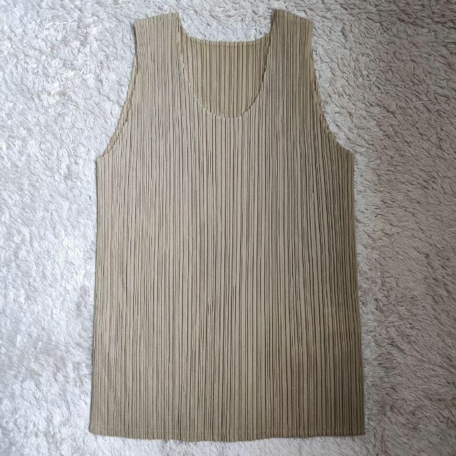 極美品✨ISSEY MIYAKE✨プリーツプリーズ✨ノースリーブ✨金✨ゴールド