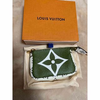 ヴィトン(LOUIS VUITTON) コインケース(レディース)(グリーン・カーキ
