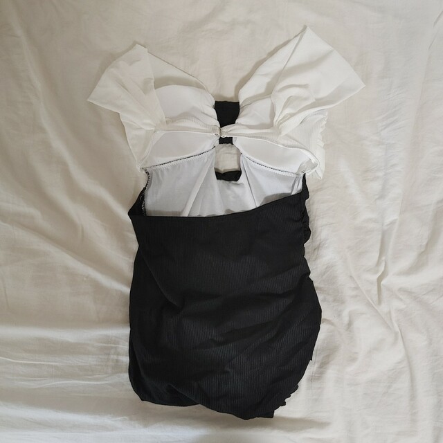 水着 レディース ワンピース 黒 ホワイト ブラック バイカラー 体型カバー L レディースの水着/浴衣(水着)の商品写真