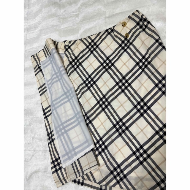 BURBERRY バーバリーロンドン ノバチェック ラップ巻きスカート 美品