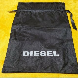 ディーゼル(DIESEL)の【Liiin さまご専用】DIESEL☆☆巾着袋//ショップ・ロゴ・黒(ショップ袋)