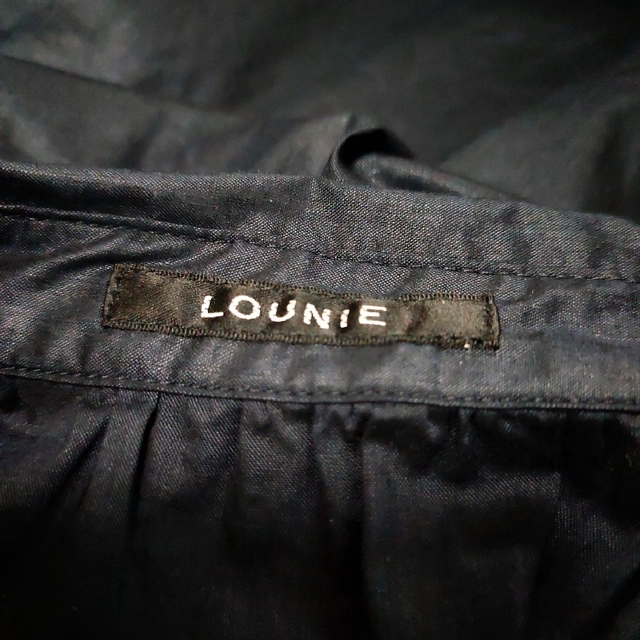 LOUNIE(ルーニィ)のルーニィ ボリュームシャツ   S  ネイビー レディースのトップス(シャツ/ブラウス(半袖/袖なし))の商品写真