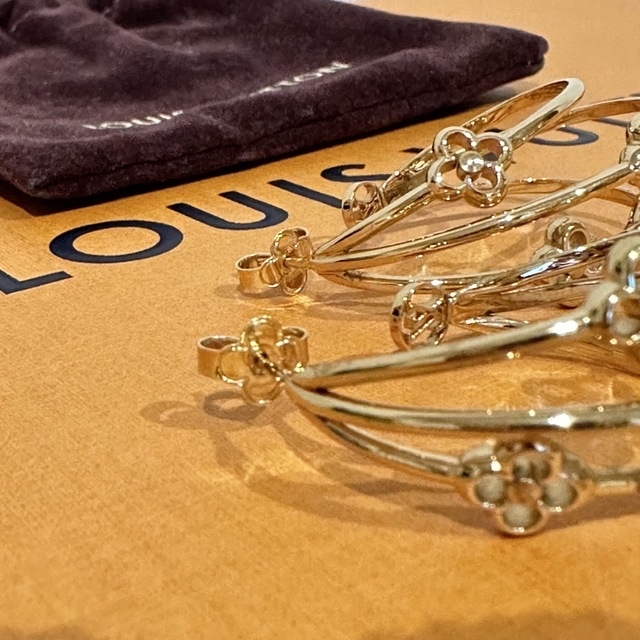 LOUIS VUITTON フラワーフル ゴールドフープピアス | angeloawards.com