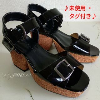 ロデオクラウンズワイドボウル(RODEO CROWNS WIDE BOWL)のBLK/クリアベルトサンダル♡RODEO CROWNS 未使用 タグ付き(サンダル)