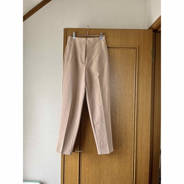 ZARA(ザラ)の【最終価格】ZARA ザラ ハイウエスト カジュアルパンツ レディースのパンツ(カジュアルパンツ)の商品写真