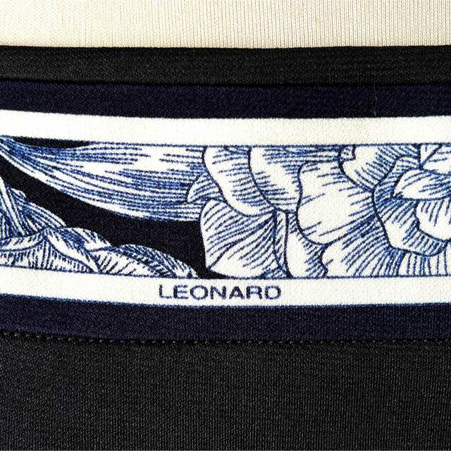 LEONARD(レオナール)のLEONARD レオナール　カンカン素材　ロングワンピース レディースのワンピース(ロングワンピース/マキシワンピース)の商品写真