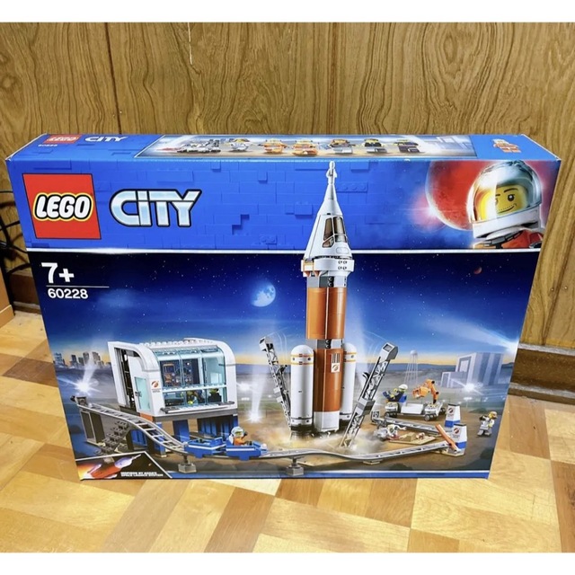 タロウ様専用　レゴ(LEGO) シティ 超巨大ロケットと指令本部 60228 キッズ/ベビー/マタニティのおもちゃ(知育玩具)の商品写真