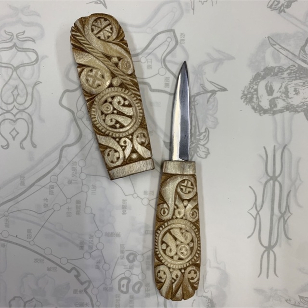 槐アイヌ模様彫ナイフ | フリマアプリ ラクマ