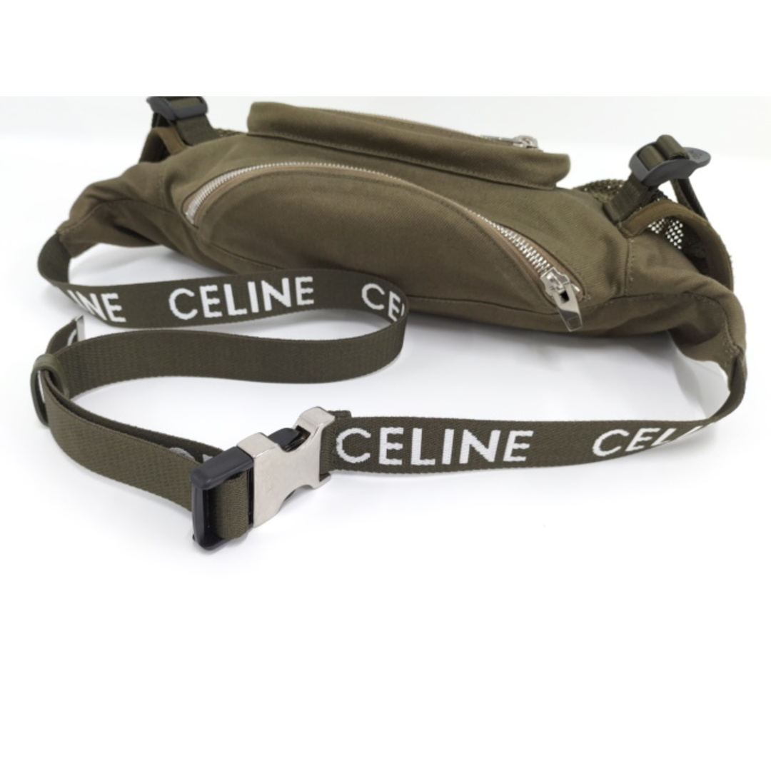 CELINE - CELINE ボディバッグ トレッキング キャンバス CELINE - CELINE ボディバッグ トレッキング キャンバス