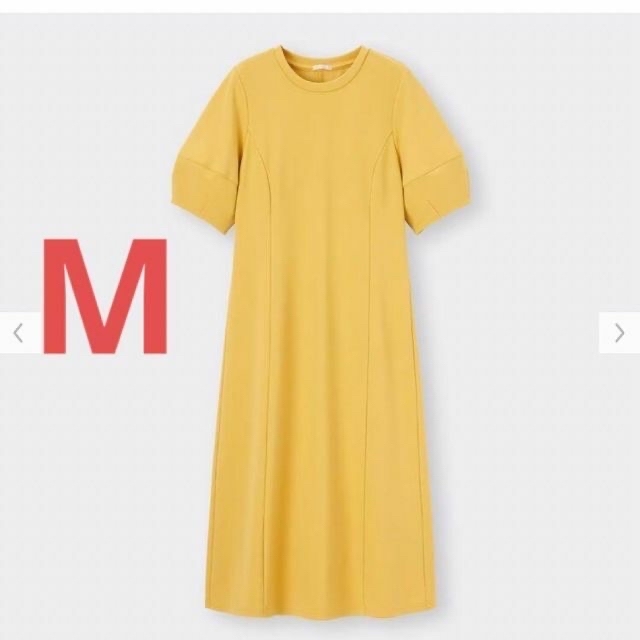 UNIQLO(ユニクロ)の【新品タグ付き】ランタンスリーブワンピース　黄　M ジーユー レディースのワンピース(ひざ丈ワンピース)の商品写真