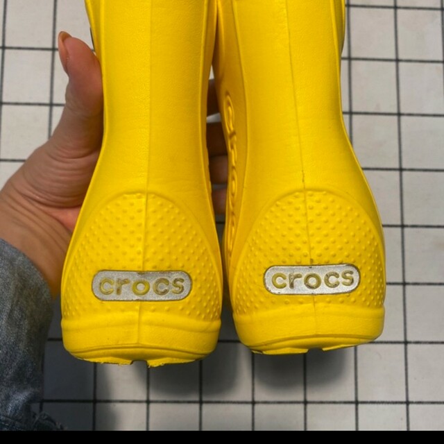 crocs(クロックス)のクロックス　長靴　Ｃ７ キッズ/ベビー/マタニティのベビー靴/シューズ(~14cm)(長靴/レインシューズ)の商品写真