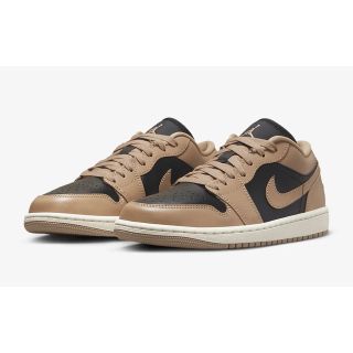 ジョーダン(Jordan Brand（NIKE）)のNIKE WMNS AIR JORDAN 1 LOW Desert デザート 黒(スニーカー)