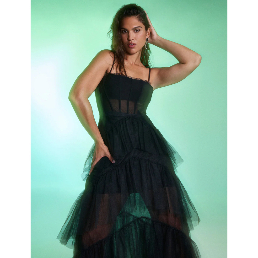 BCBGMAXAZRIA(ビーシービージーマックスアズリア)の❤️BCBGMAXAZRIA 新作新品　黒　ロングドレス　ワンピース レディースのフォーマル/ドレス(ロングドレス)の商品写真