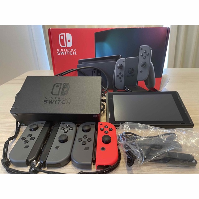 Nintendo Switch カスタマイズモデル＋コントローラー2個