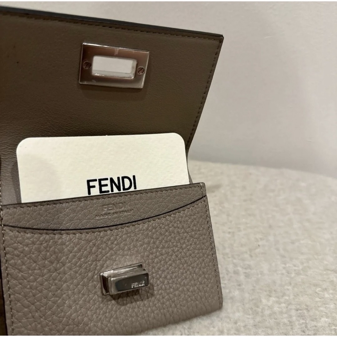 FENDI(フェンディ)のFENDI ビジネスカードケース 名刺入れ レディースのファッション小物(名刺入れ/定期入れ)の商品写真