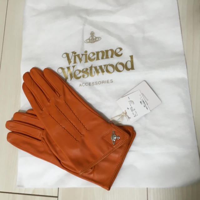 Vivienne Westwood(ヴィヴィアンウエストウッド)のヴィヴィアン手袋 レディースのファッション小物(手袋)の商品写真